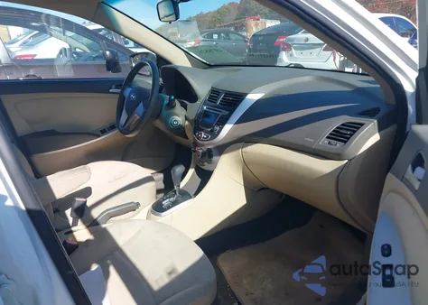 2014 Hyundai Accent Gls z USA, uszkodzony, nr VIN KMHCT4AE4EU690725